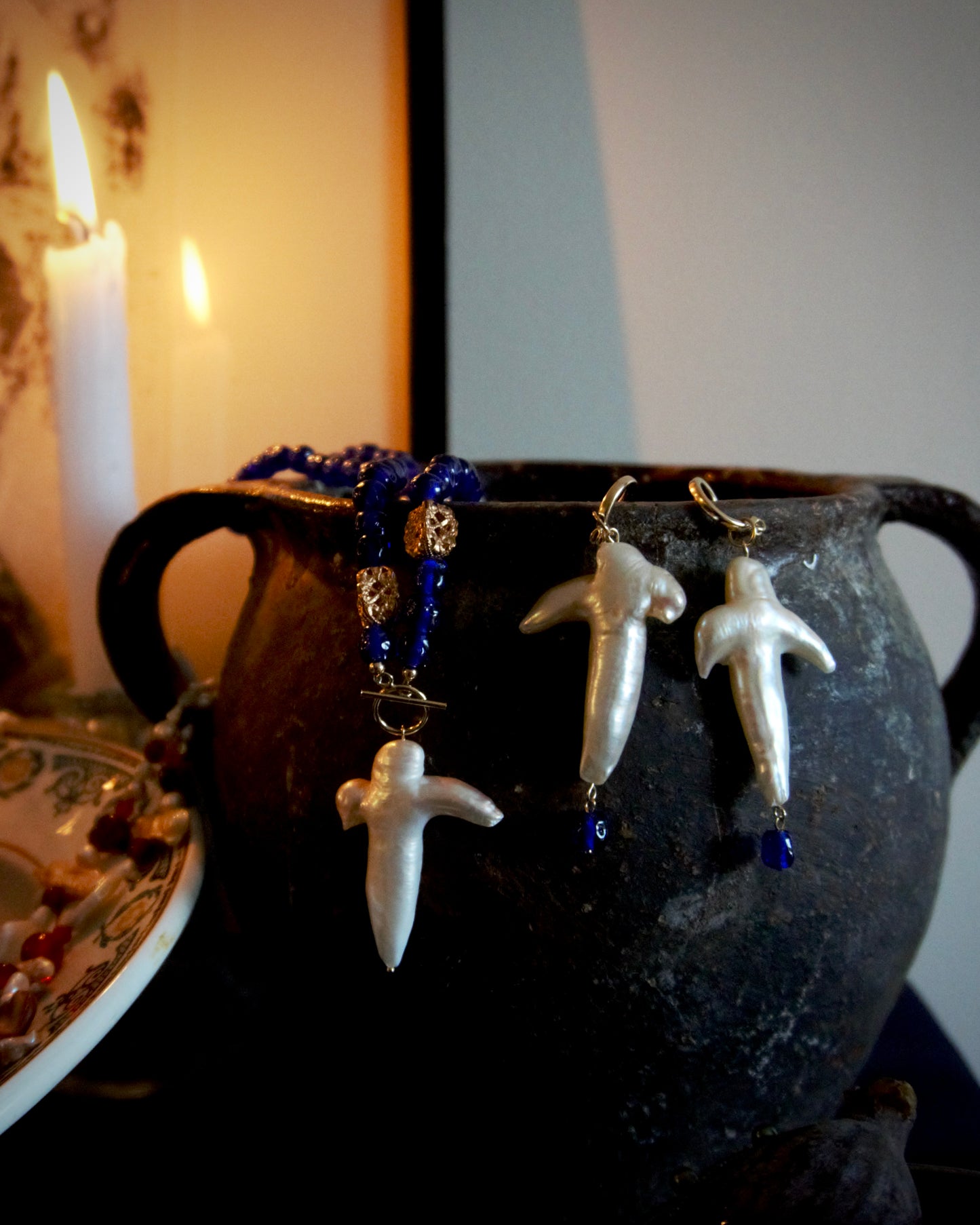 MIDNIGHT MASS NECKLACE