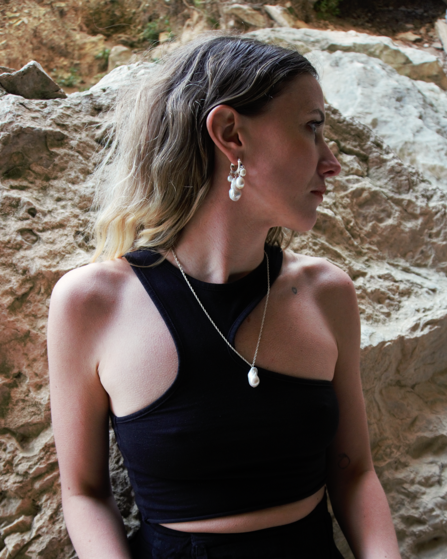 AMEOBA EARRING