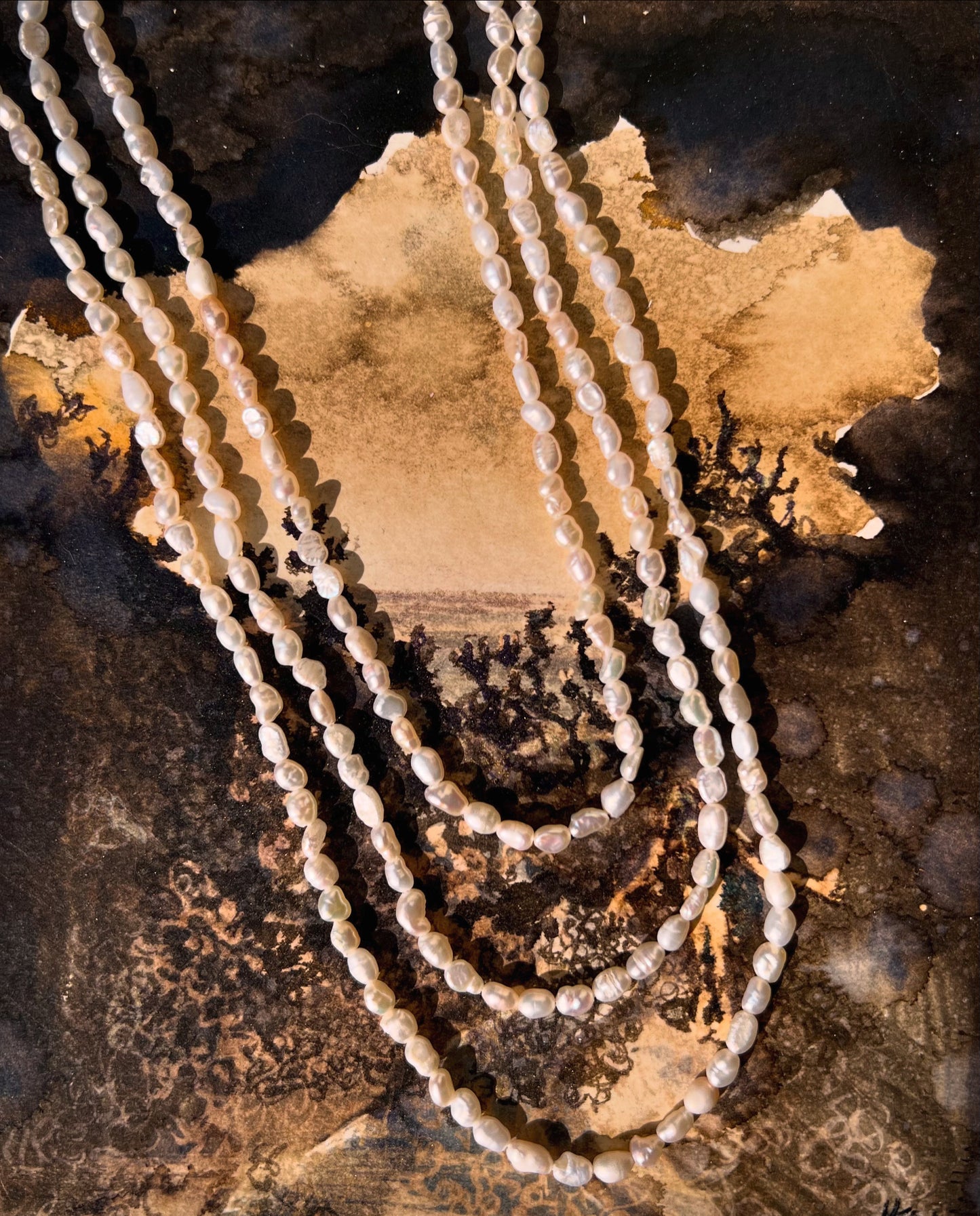 ECLIPSE MINI NECKLACE