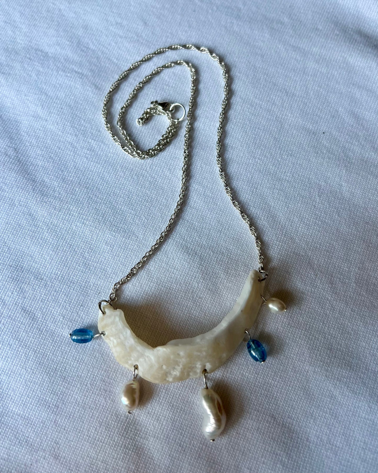 SHELL NECKLACE