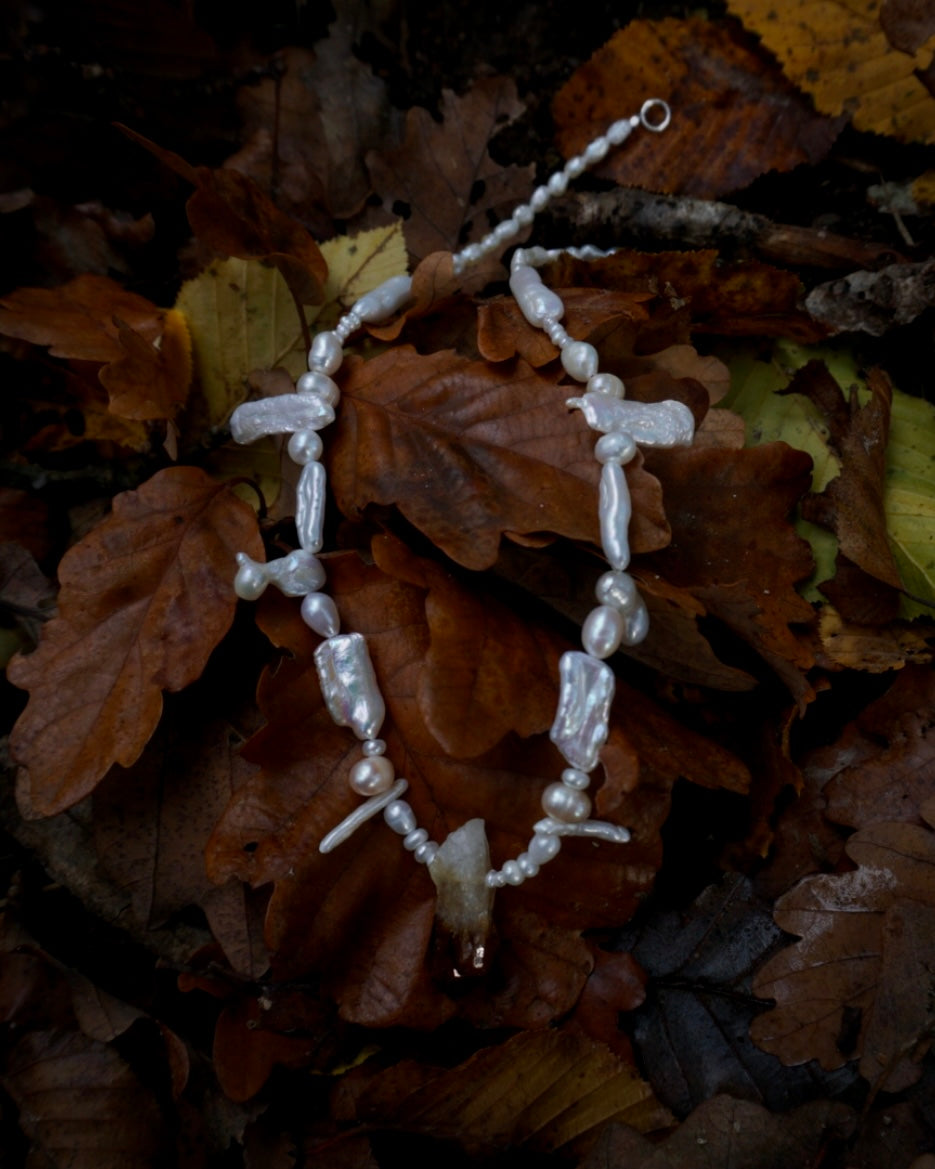 ILLUMINATION NECKLACE