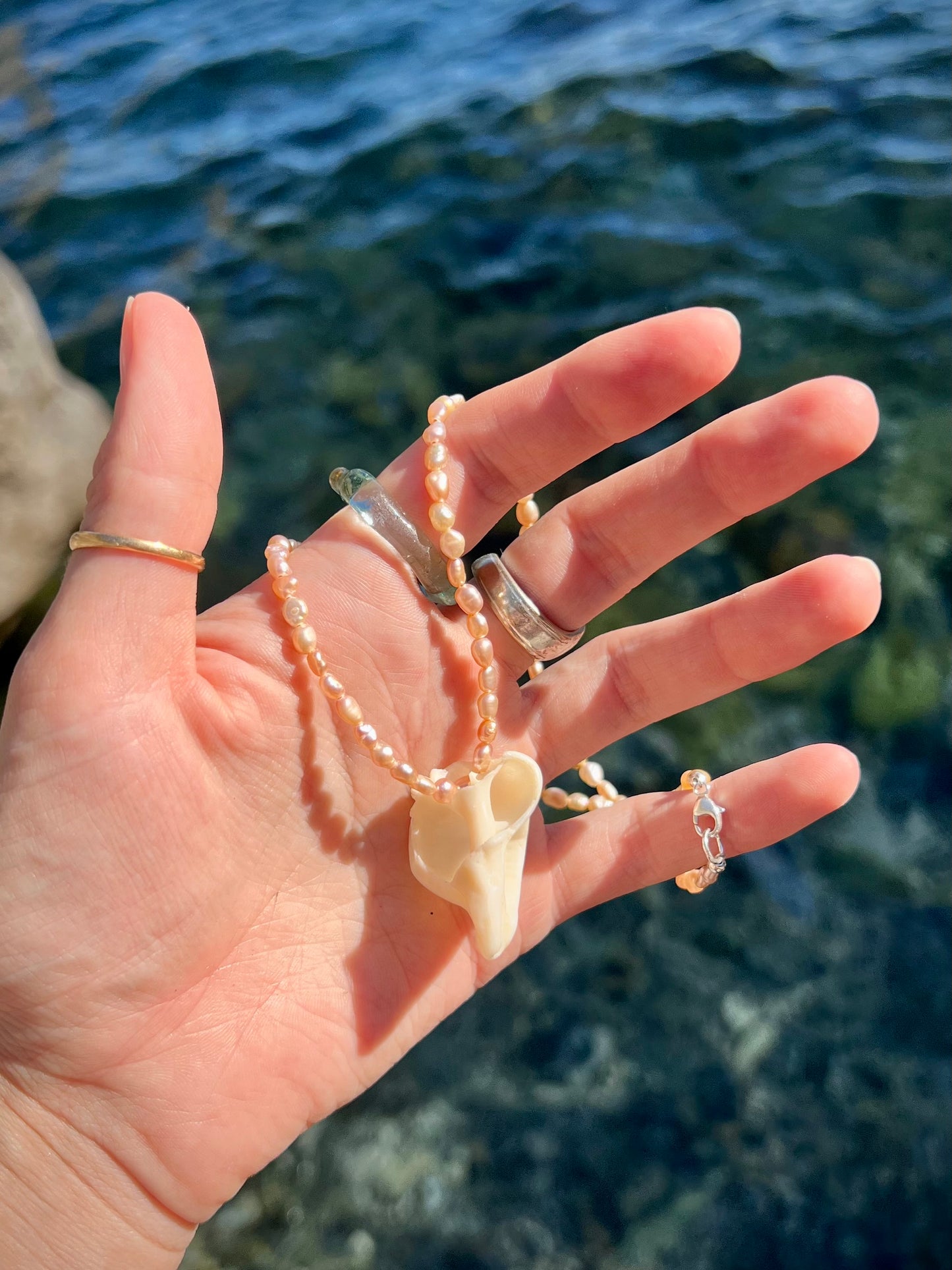 SHELL NECKLACE