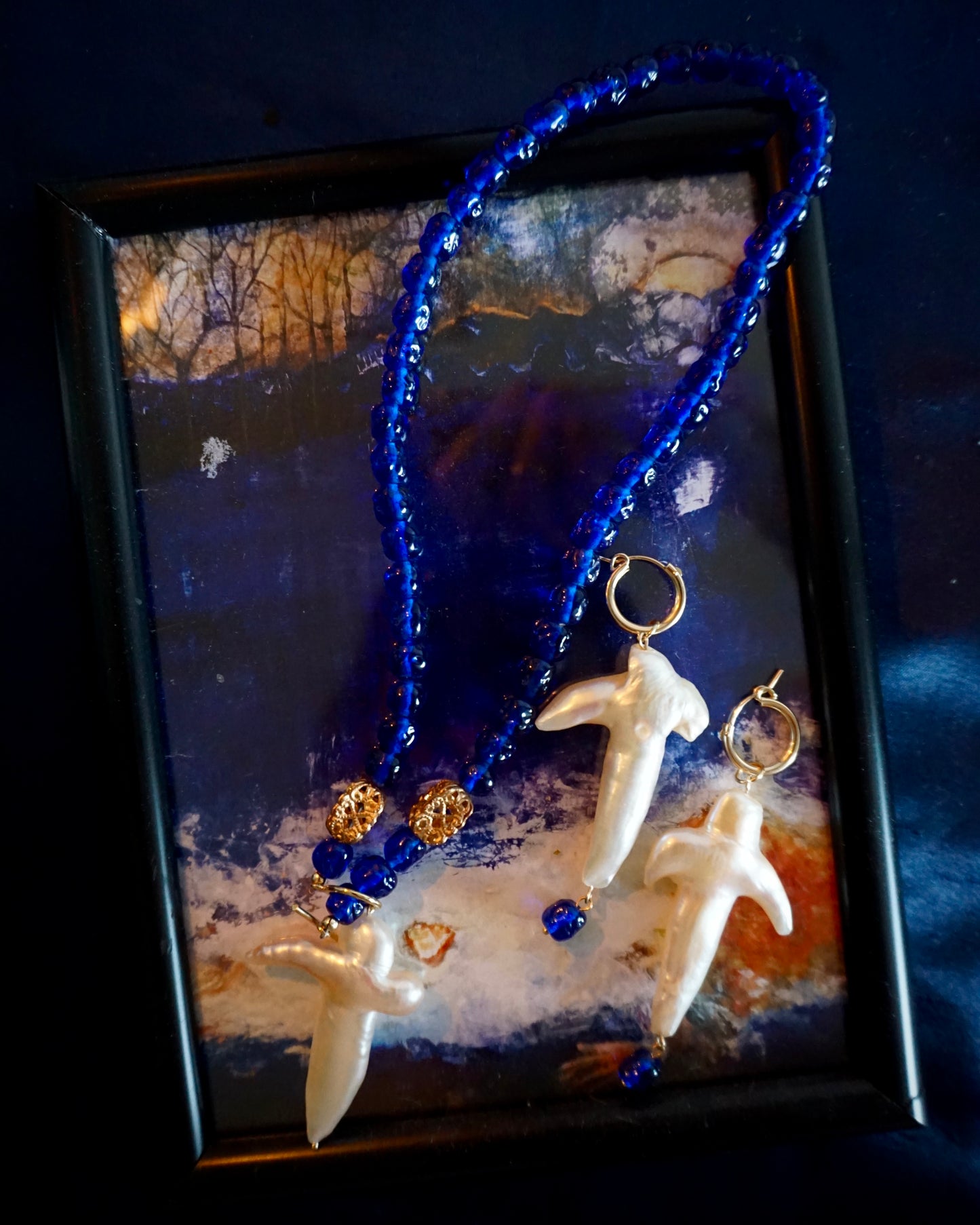 MIDNIGHT MASS NECKLACE