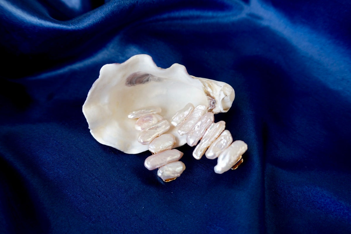 PEARLY BARETTES