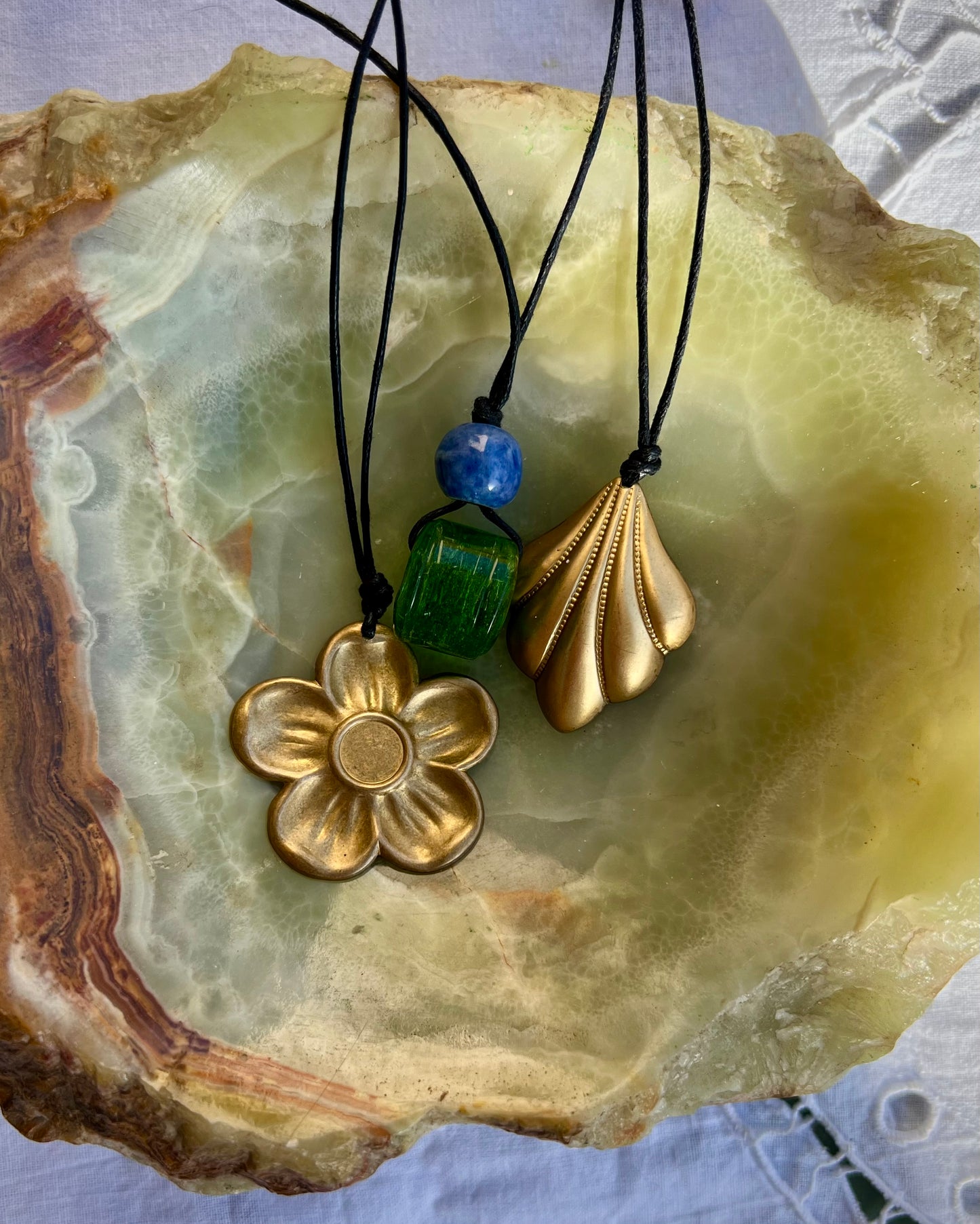 VINTAGE PENDANTS
