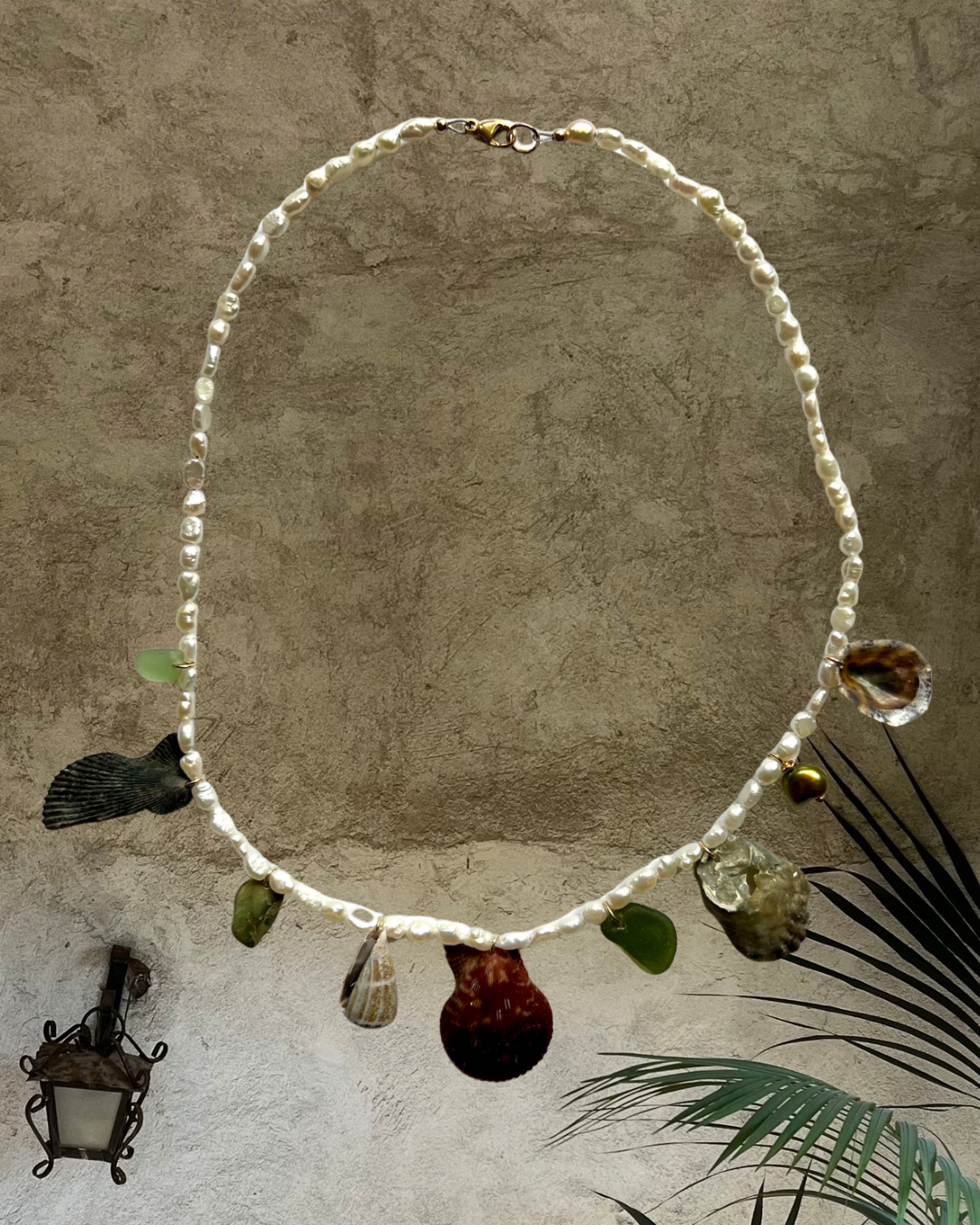 SOUVENIR CHARM NECKLACE