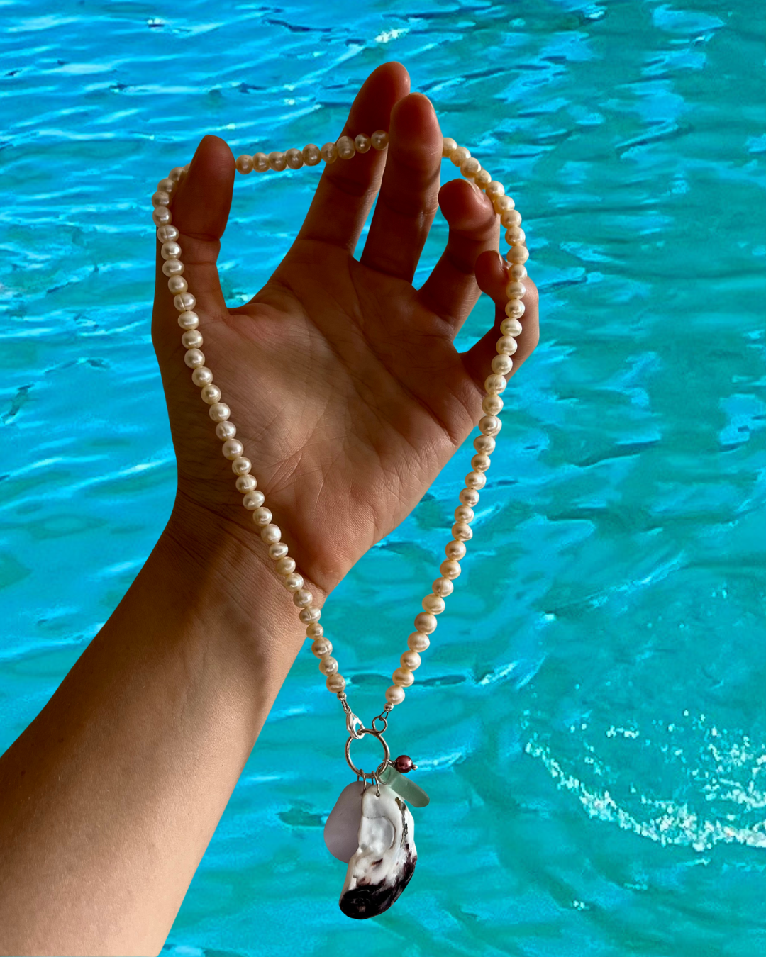 SHELL NECKLACE